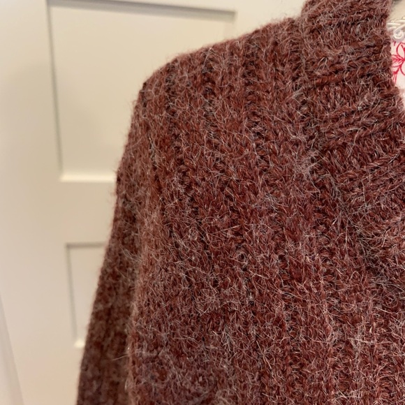 EUC Sweater Dress Size S Fits Like M - Picture 2 of 5